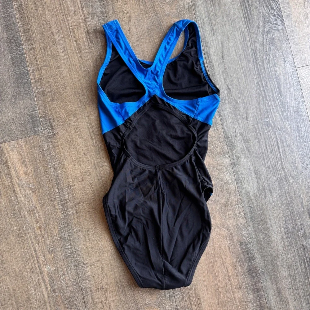TYR one piece